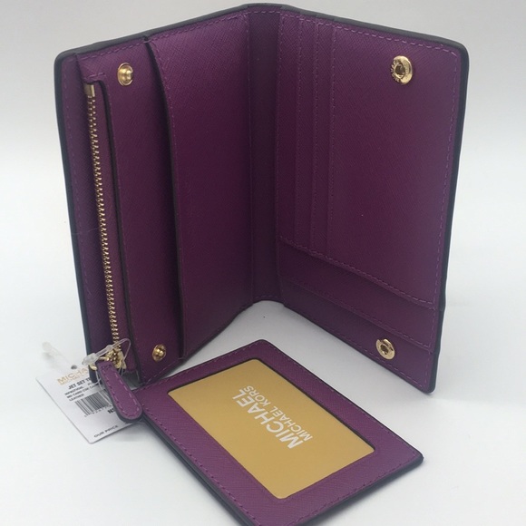 Michael Kors Jet Set Travel MD Card CSE Carryall - Picture 2 of 8